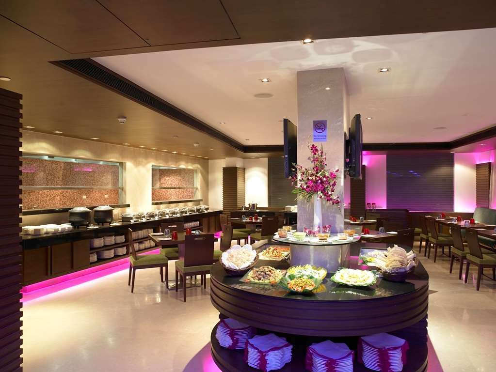 Welcomhotel By Itc Hotels, Ashram Road, Ahmedabad Restaurant bilde