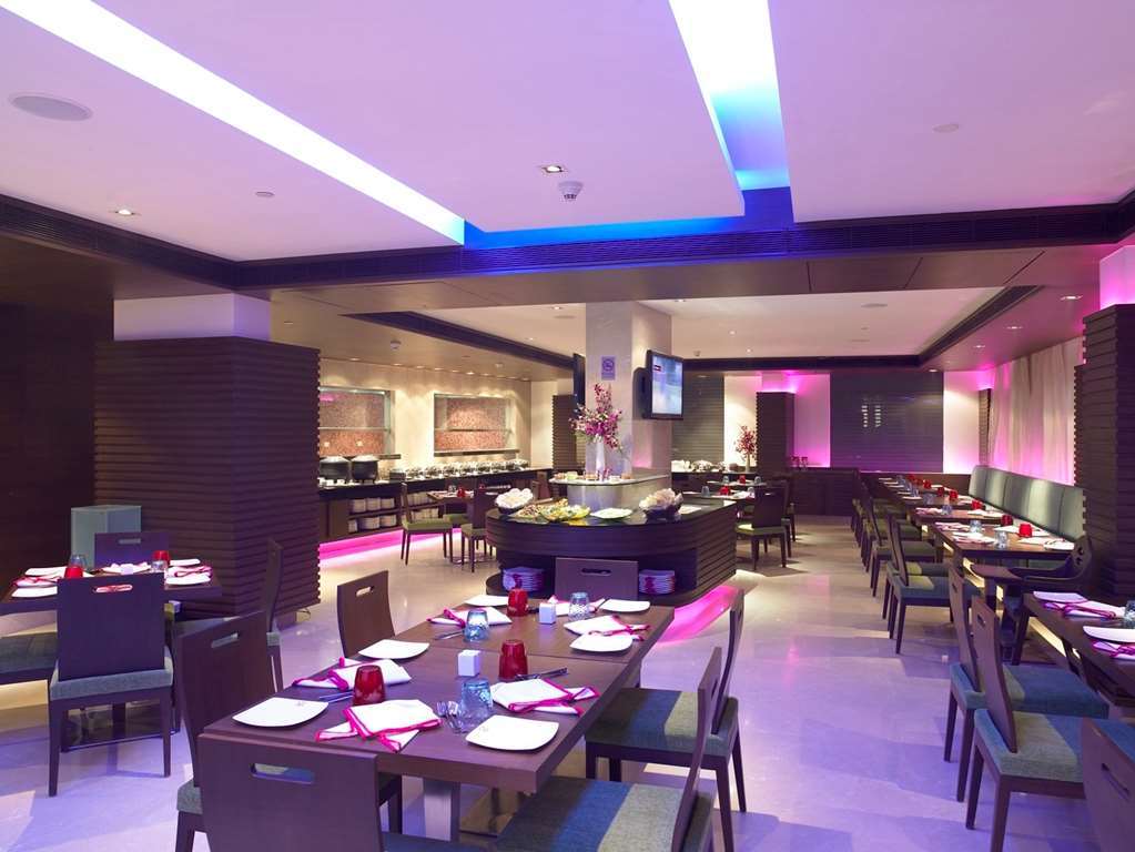 Welcomhotel By Itc Hotels, Ashram Road, Ahmedabad Restaurant bilde